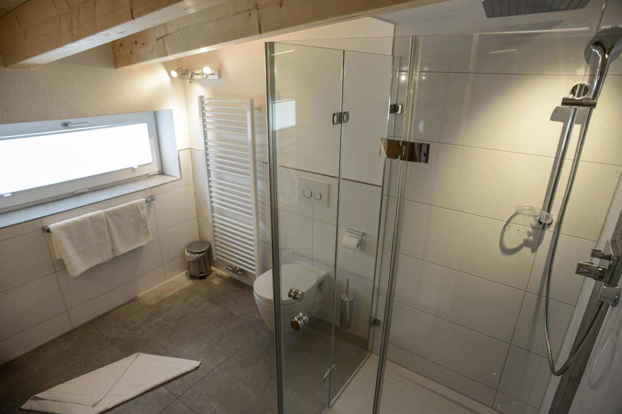 R Appartements Sommerbergbahnen Inklusive Tannheim Ruang foto